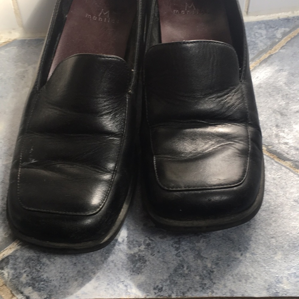 Pumps - Picture 3 of 6